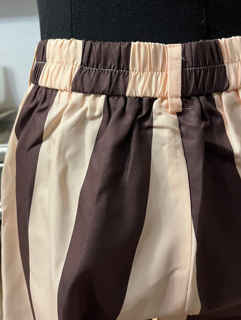Cocoa Stripe Barrel-Leg Pants
